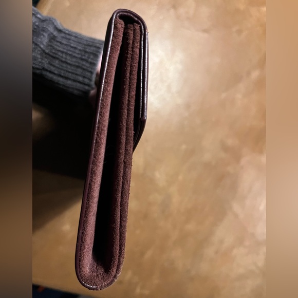 Cuyana Envelope Clutch Suede Leather - Picture 9 of 10